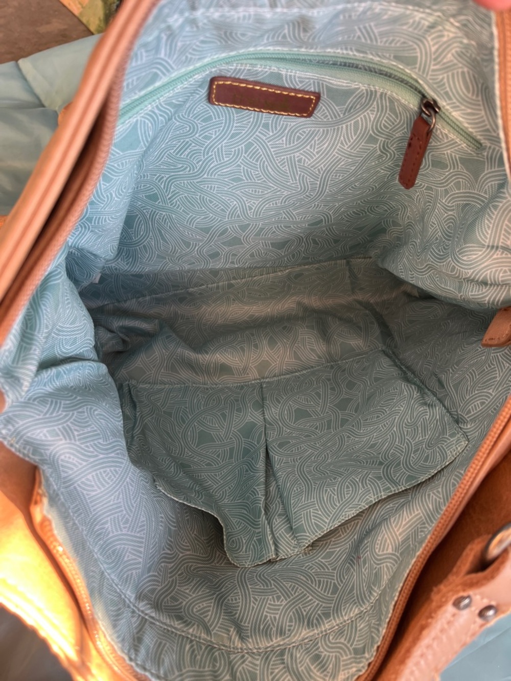 The Sak Tan Leather Floral-Panel Shoulder Bag - Picture 4 of 5